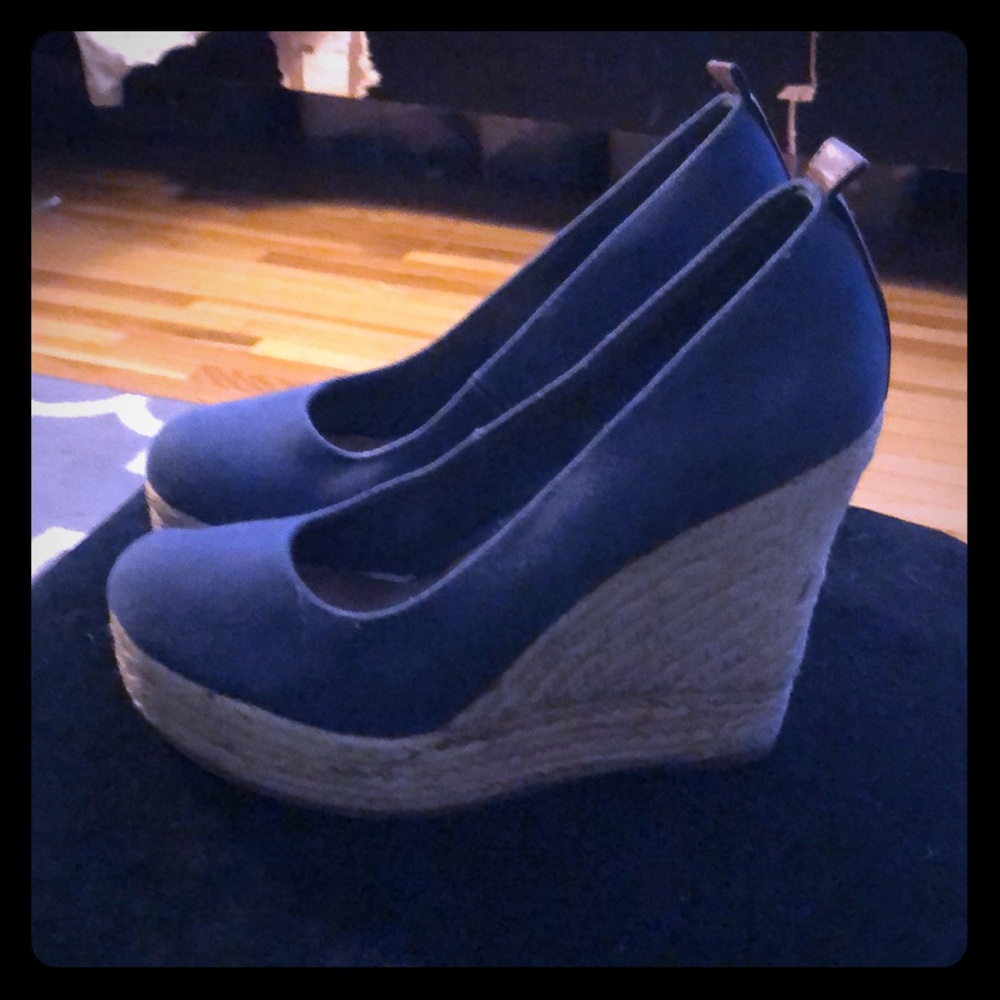 Preowned Aldo wedge